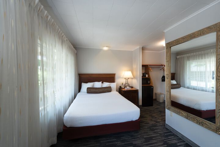 Room 48 of 549