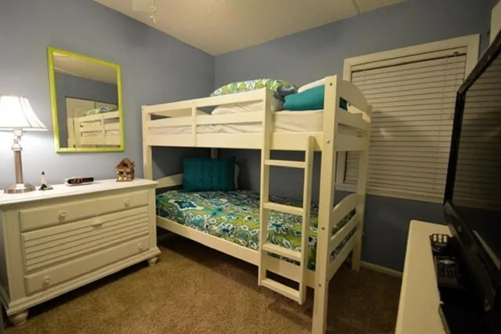 Room 3 of 19