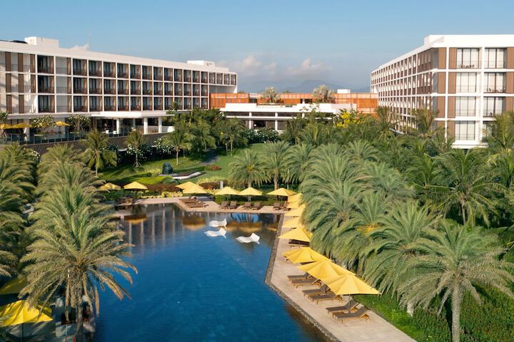 Hotel 307 of 320
