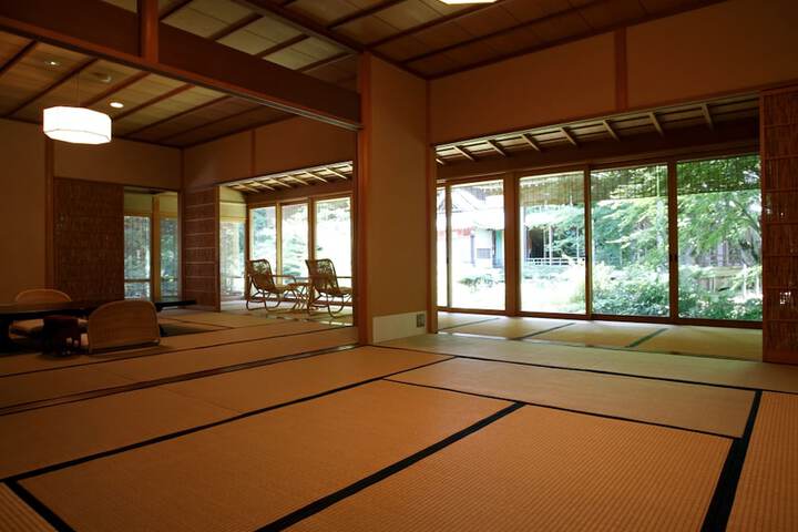 Room 10 of 78