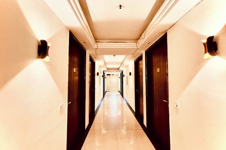 Majesta stays pitampura