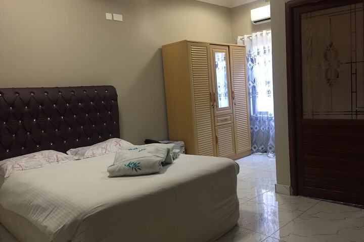 Room 2 of 51