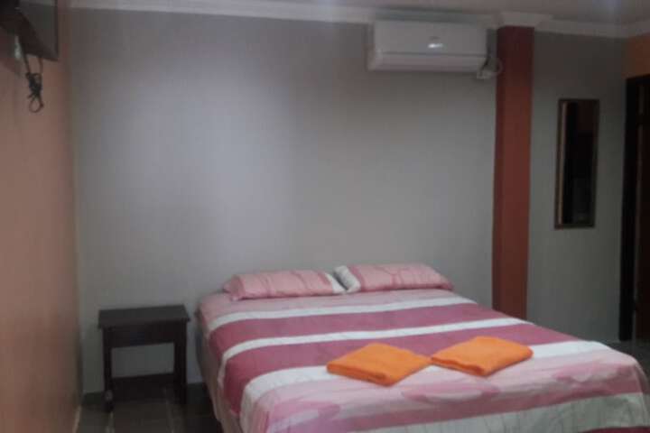 Room 12 of 27