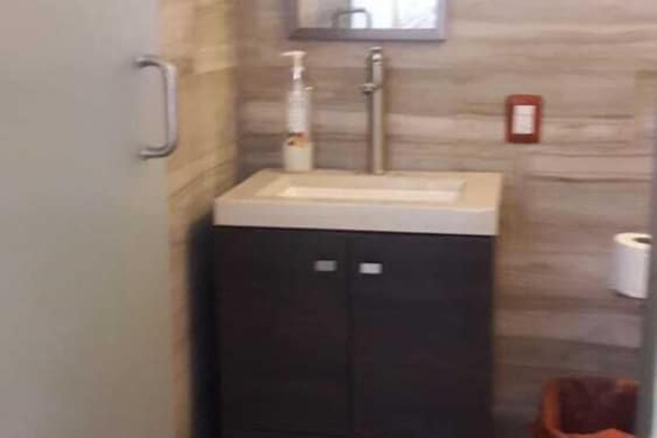 Room 14 of 21