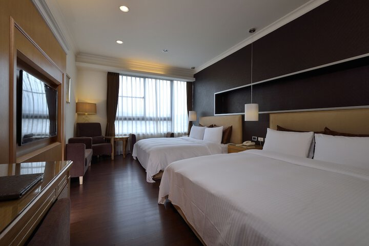 Room 43 of 97