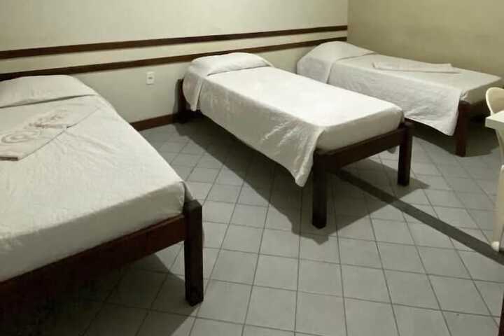 Room 4 of 51