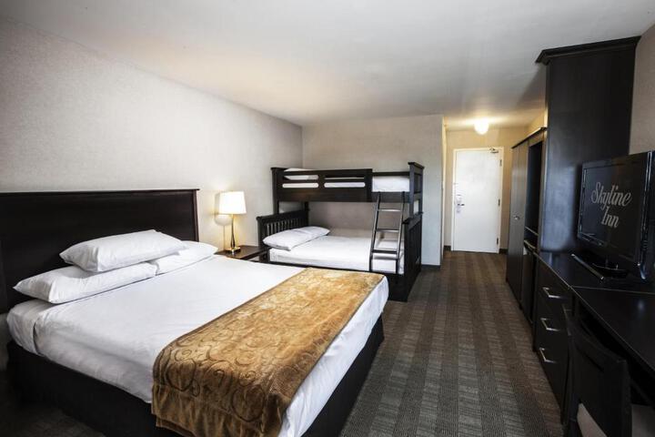 Traditional Room with 2 Queen Beds Room Only (1 of 14)