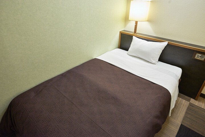 Room 5 of 31