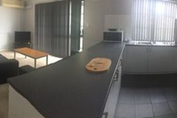 Room 73 of 94
