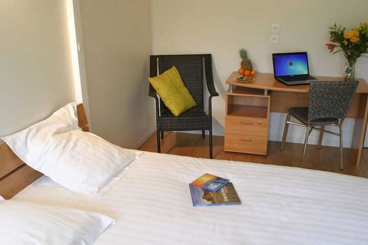 Room 18 of 36
