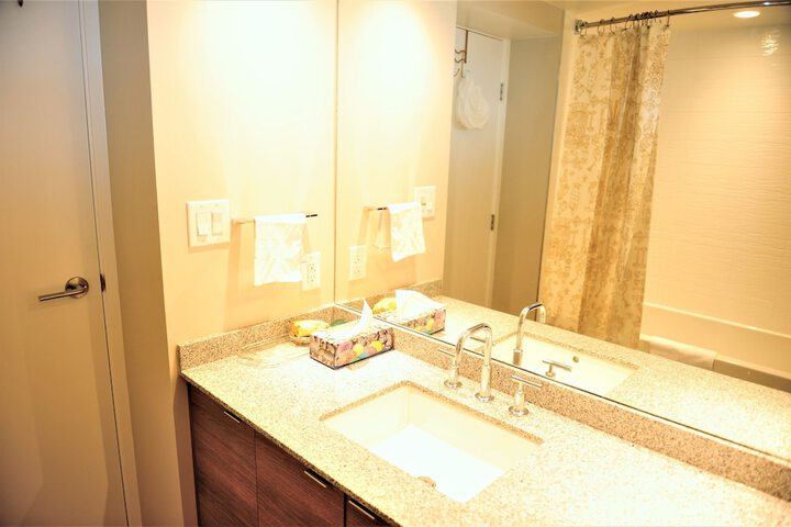 Room 15 of 19