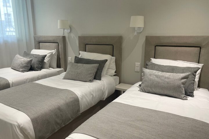 Room 93 of 225