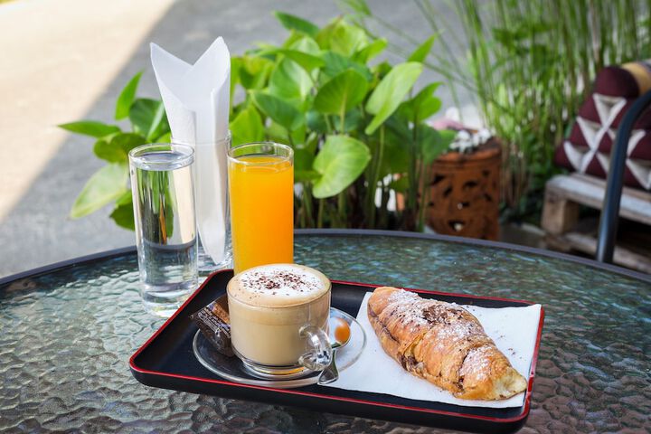 Breakfast/Coffee Service 40 of 59
