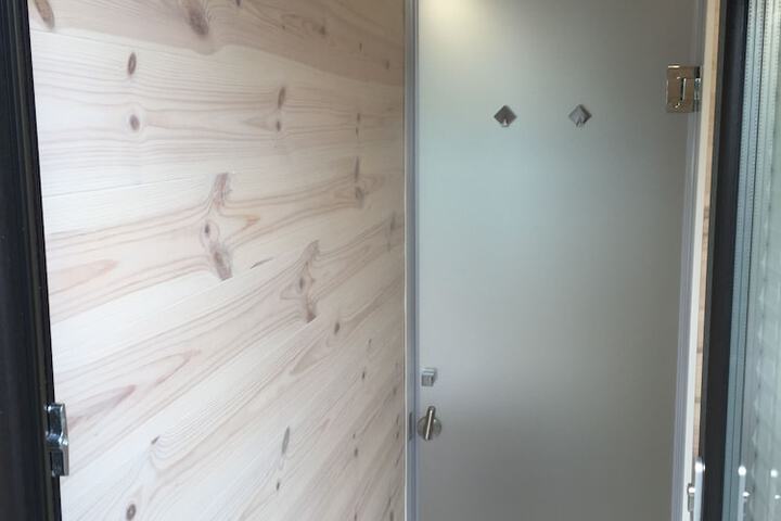 Room 13 of 65