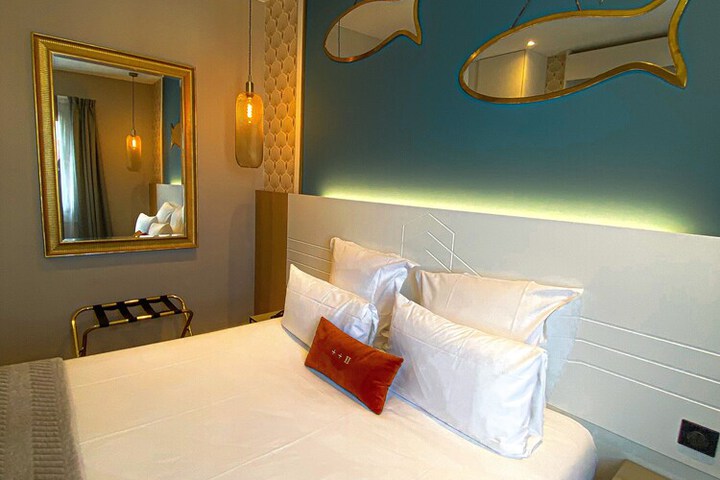 Room 29 of 48