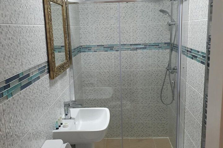 Room 20 of 28