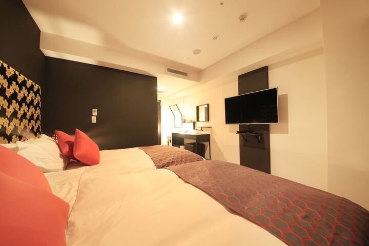 Room 30 of 87