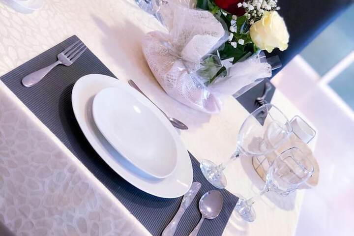 Dining 24 of 67