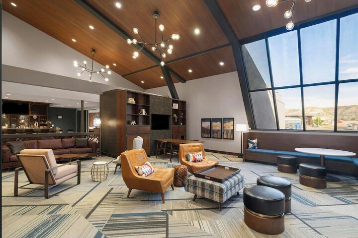 Hotel Lobby