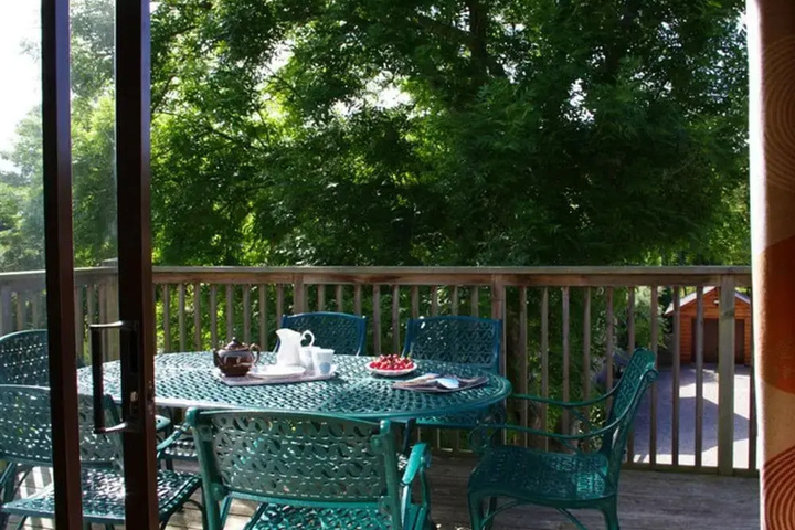 Terrace/Patio 6 of 15