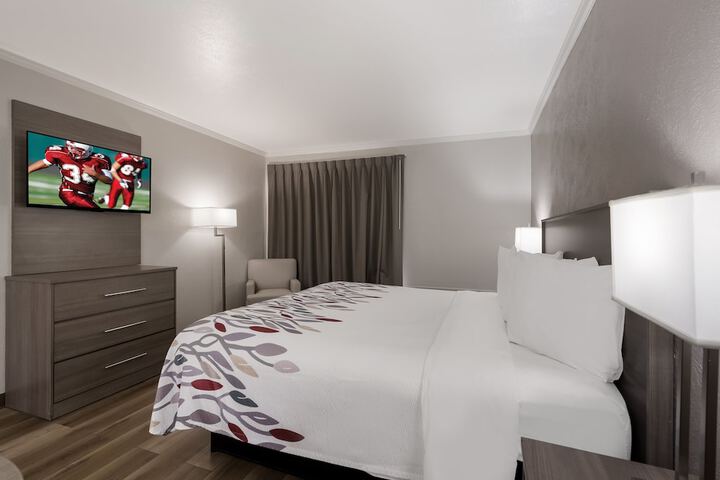 Room 14 of 34
