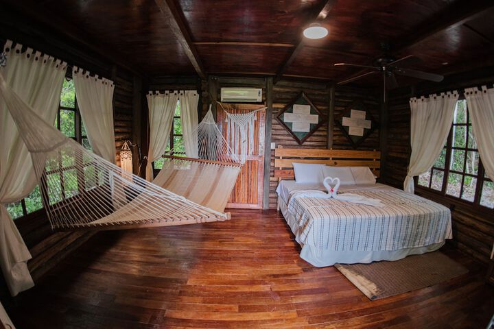 Room 10 of 96