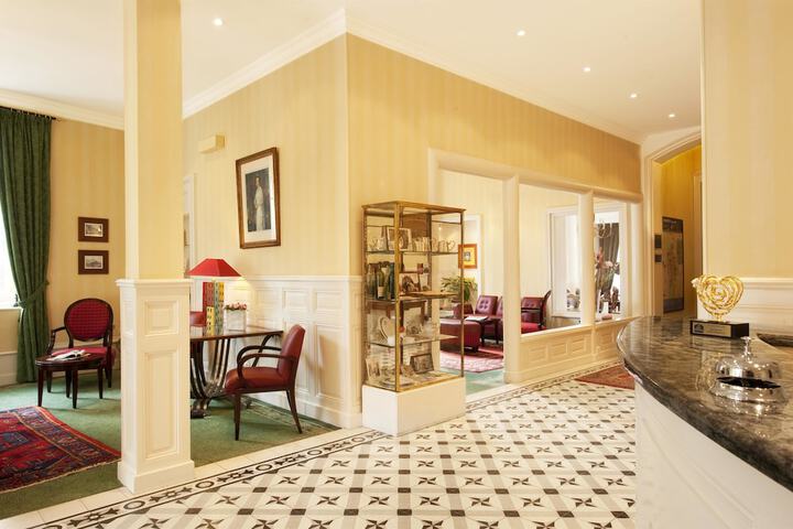 Lobby Photos