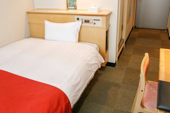 Room 21 of 45