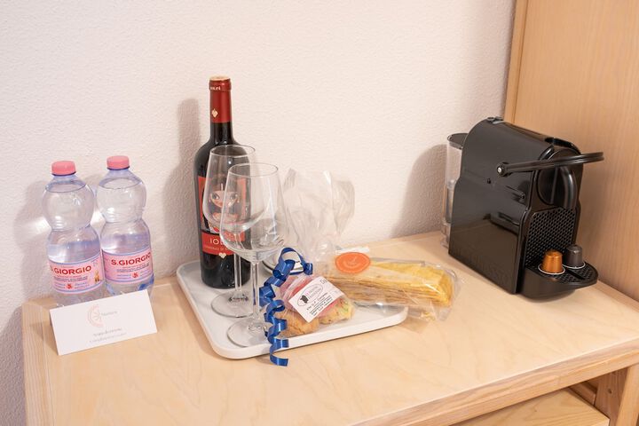 Room 6 of 38