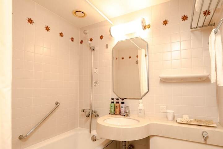 Bath Photo