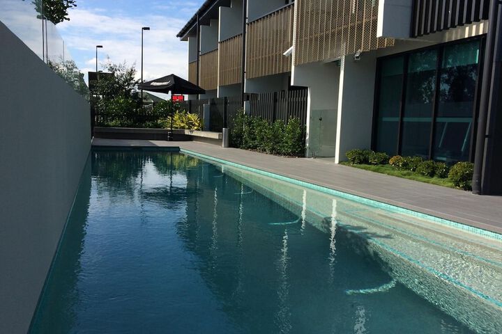 Pool 28 of 39