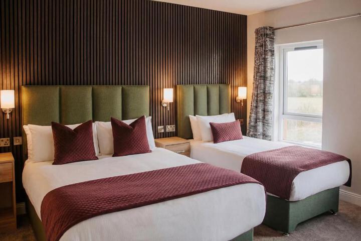 Kerry Coast Hotel