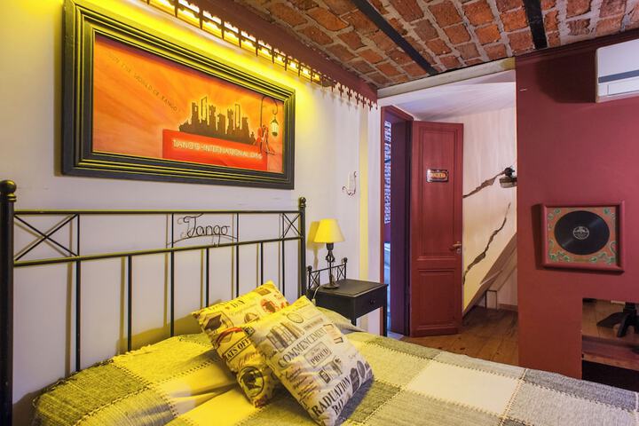 Room 98 of 278