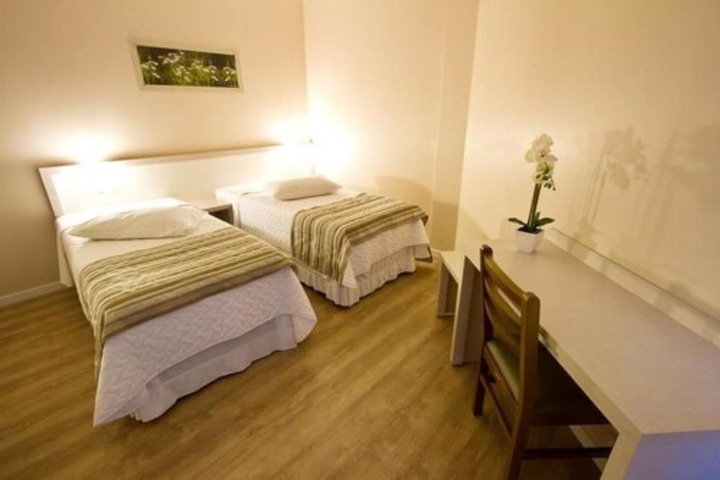 Room 9 of 35