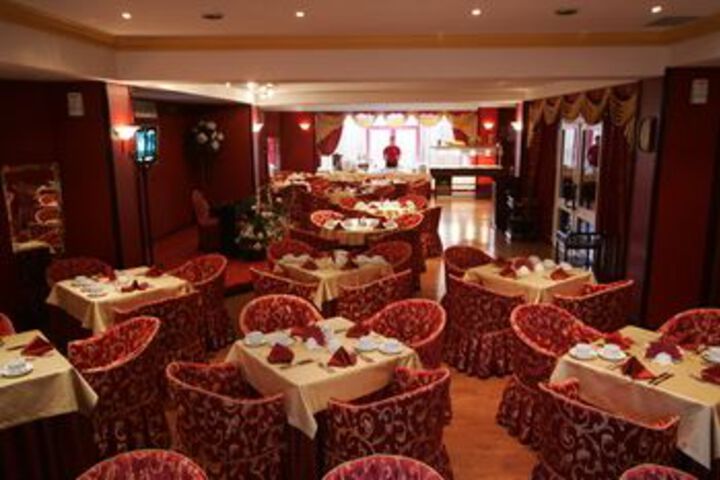 Dining 74 of 87