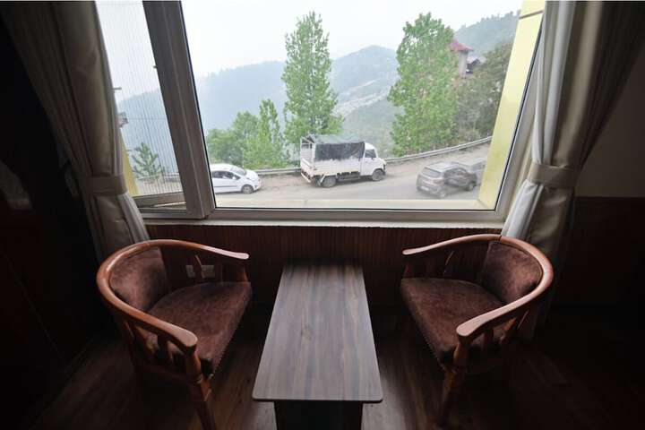 Room 8 of 42