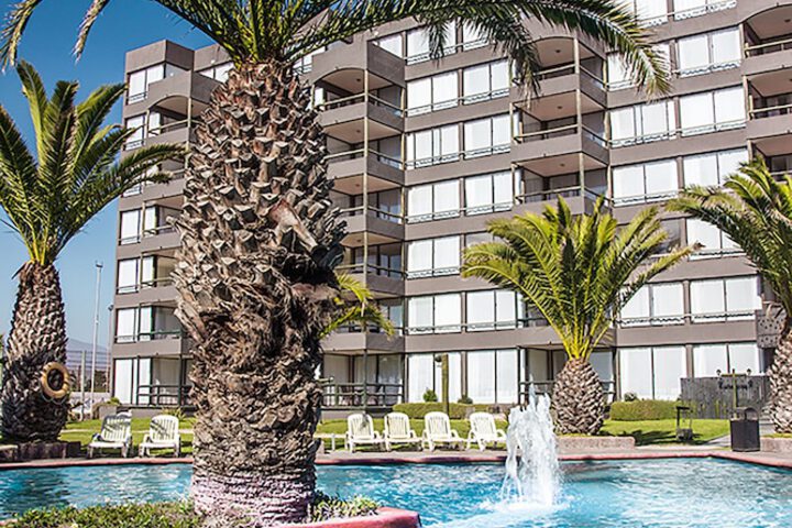 Pools & Facilities