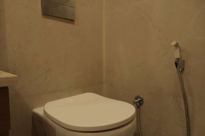 Room 50 of 83