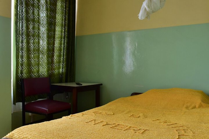 Room 4 of 23