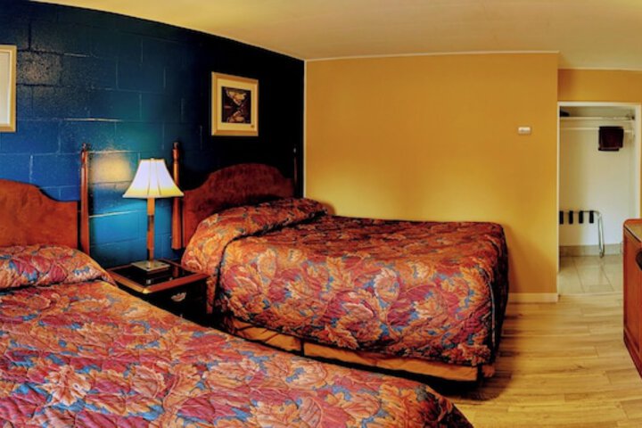 Room 51 of 68