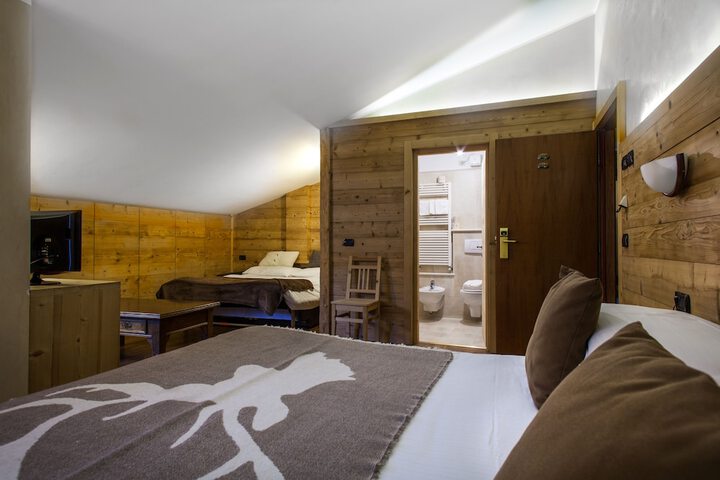Room 6 of 41
