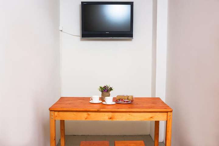 Room 9 of 31