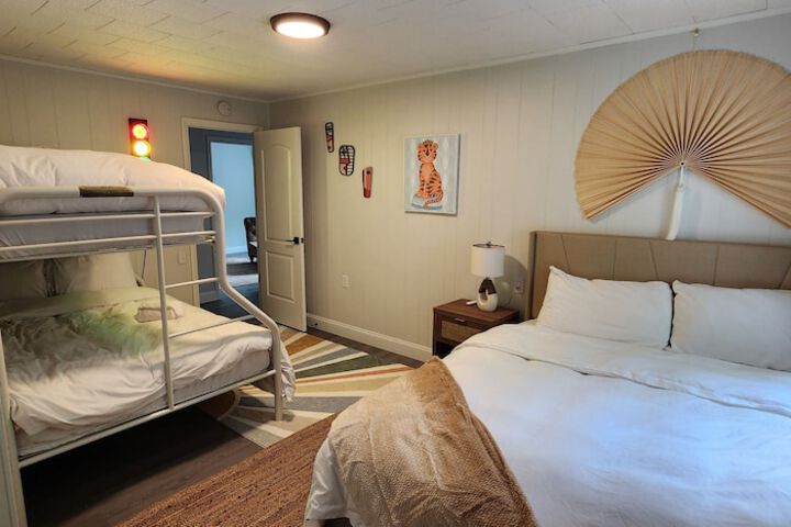 Room 9 of 124