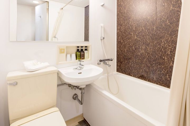 Clean Restrooms