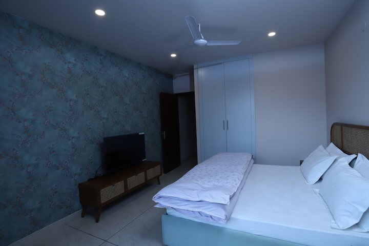 Room 6 of 58