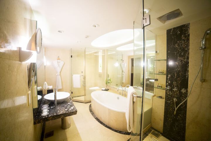 Bath Interior