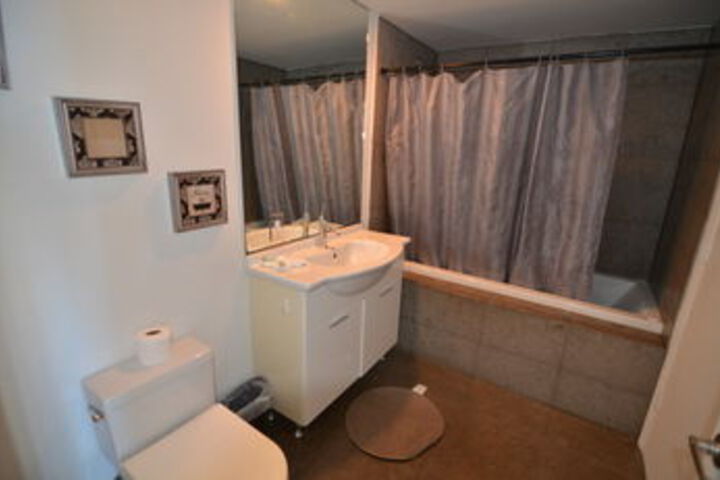 Room 21 of 133