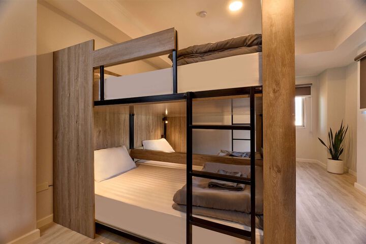 Room 16 of 58