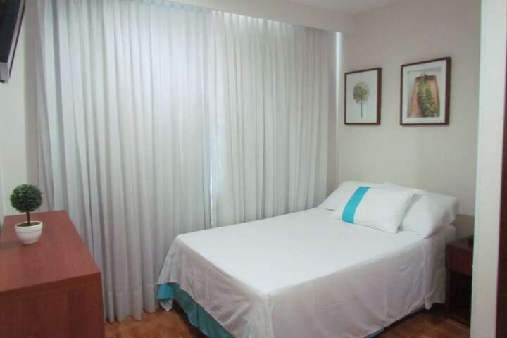 Room 9 of 44