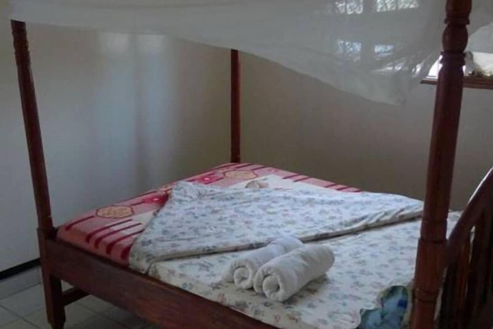 Room 3 of 13